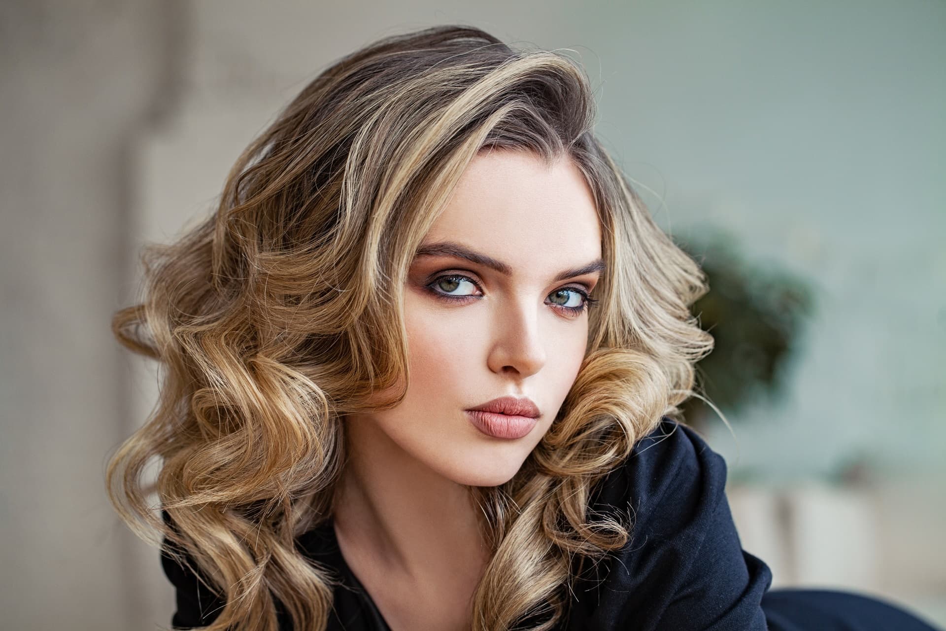 Which colour highlights are the best for covering grey hair